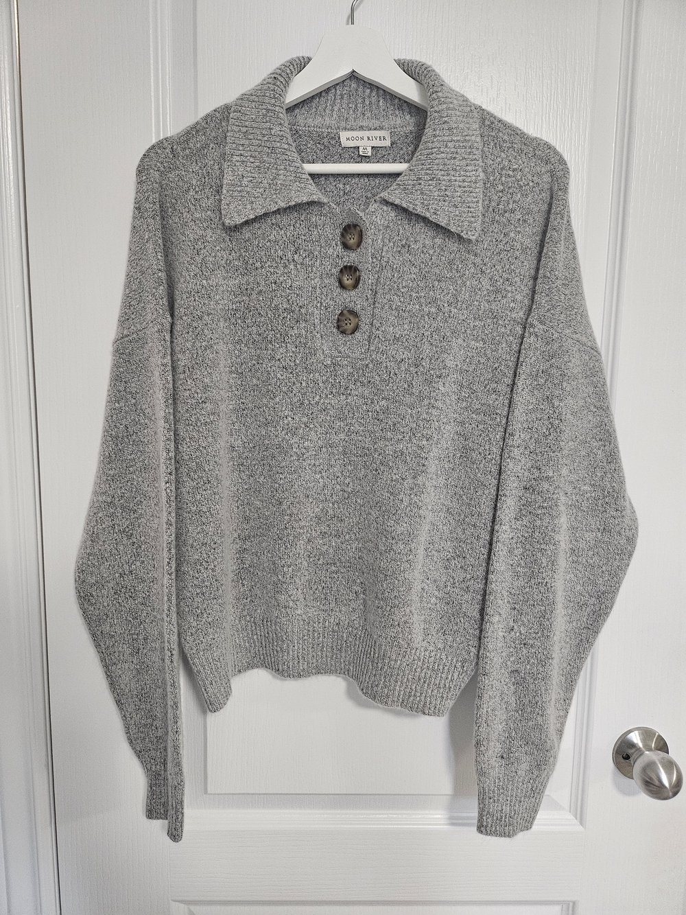 Moon River Heather Gray Button-Front Collared Knit Pullover